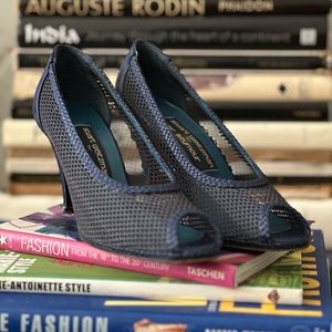 Vintage 80s Stuart Weitzman Mr. Seymour Blue Mesh/Leather Peep Toe Heels- Sz 7B